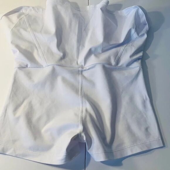 Under Armour Skort Size Medium - Picture 5 of 8